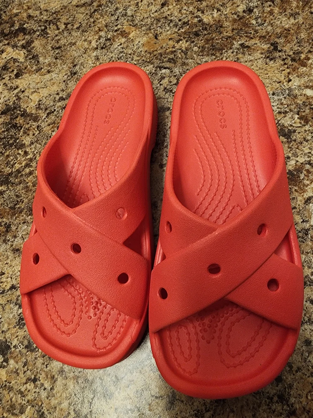 Crocs Classic Cross Strap Slide Sandals Red Women’s Size W5 NWOT